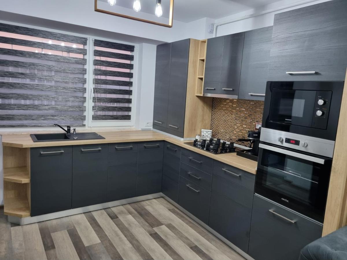 Luxury Apartments Bacau Ngoại thất bức ảnh
