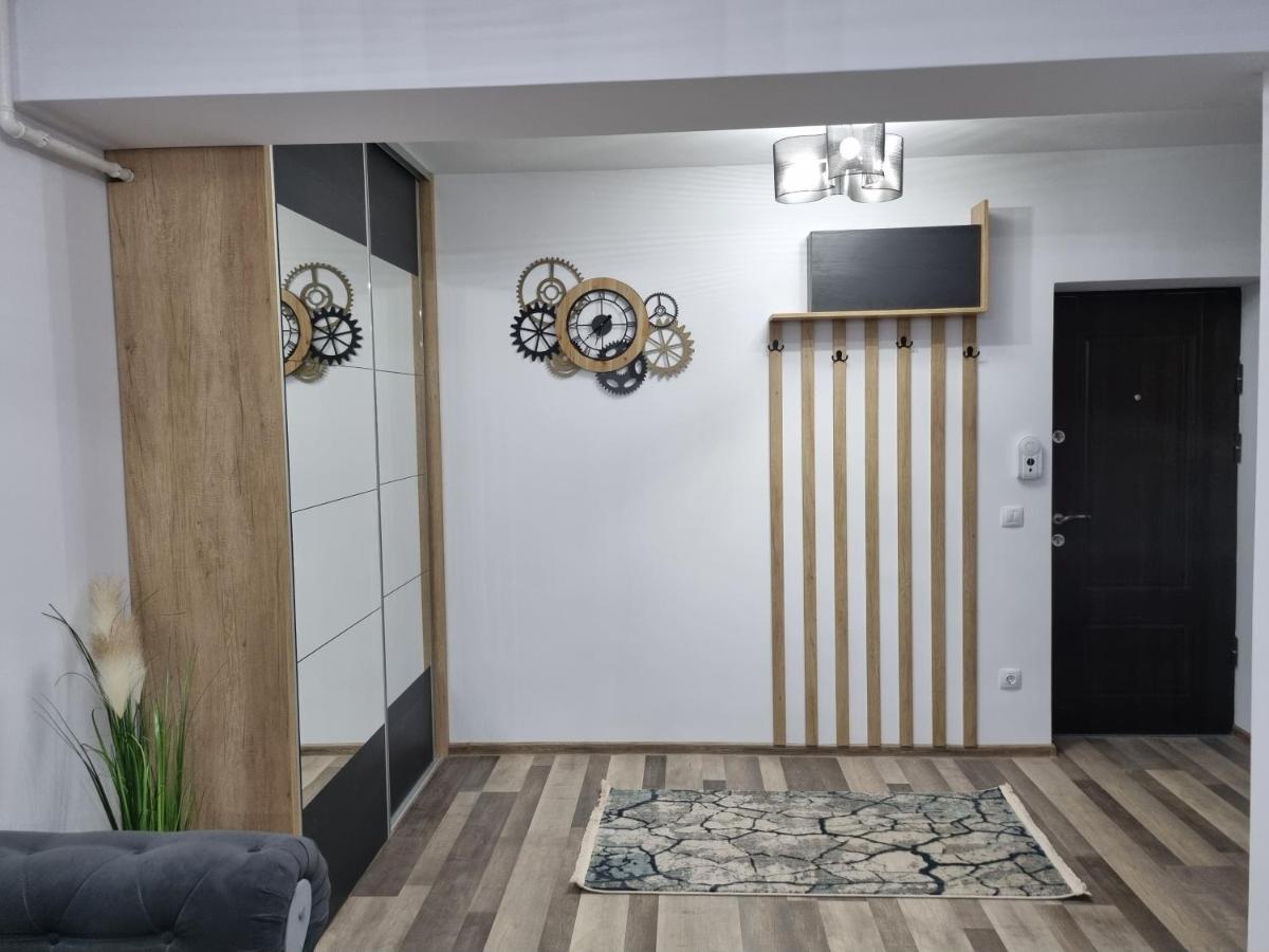 Luxury Apartments Bacau Ngoại thất bức ảnh