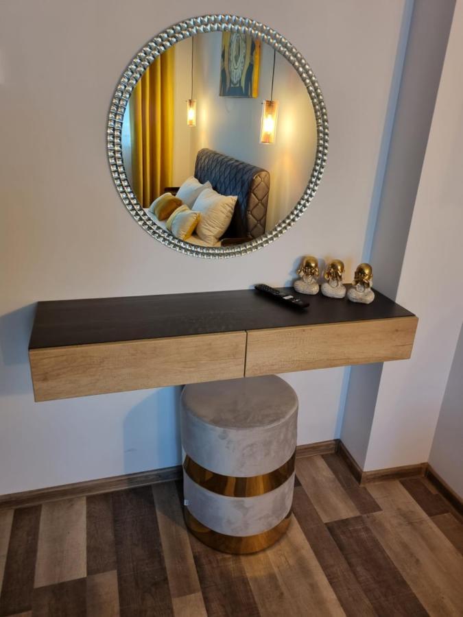 Luxury Apartments Bacau Ngoại thất bức ảnh